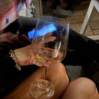 McClain Cellars - Wine tasting - Wine Tasting Room Near Me - Solvang, California