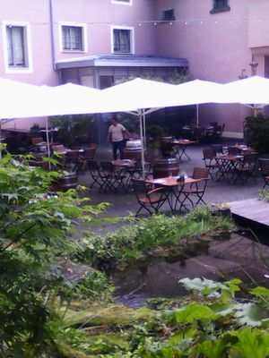 LEOPOLD Restaurant im Weingut von Winning by null