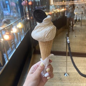Venchi - Chocolatiers & Shops Near Me - New York, New York