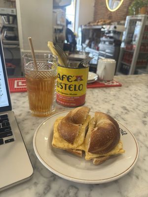 Mazál Bagels & Café – Chamberí by null