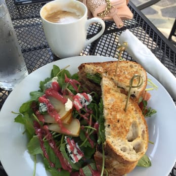 Oakhurst Café - Duck Hunt with an Arugula salad - Breakfast & Brunch Near Me - Charlottesville, Virginia