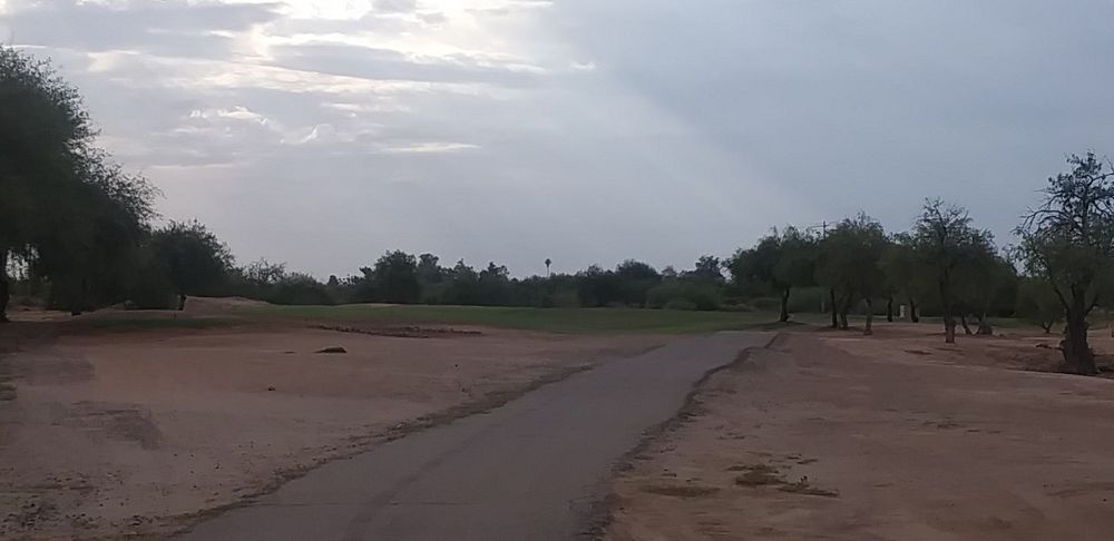Dave White Golf Course Logo