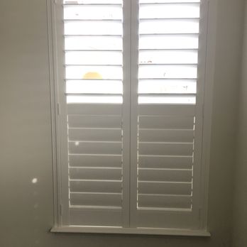 Blinds Etc - Alta Eclipse Polyresin 34" wide 2-panel shutter with rear tilt bar and center divider rail - Shades & Blinds Near Me