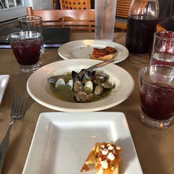 Si Tapas - Spanish Near Me - Dallas, Texas