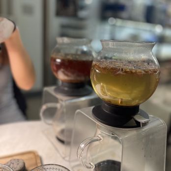 Bonsai Tea - a woman pouring tea into a blender - Bubble Tea Near Me - Winter Park, Florida Bonsai Tea - a woman pouring tea into a blender - Bubble Tea Near Me - Winter Park, Florida