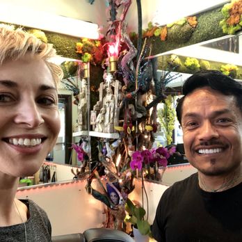 Healing Cuts - Love this place and this man! - Barbers Near Me - San Francisco, California Healing Cuts - Love this place and this man! - Barbers Near Me - San Francisco, California