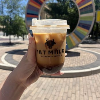 Fat Miilk - Iced latte - Coffee & Tea Near Me - Chicago, Illinois