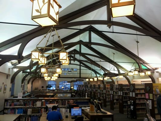 WHITEFISH BAY PUBLIC LIBRARY - Updated October 2025 - 13 Photos - 5420 ...