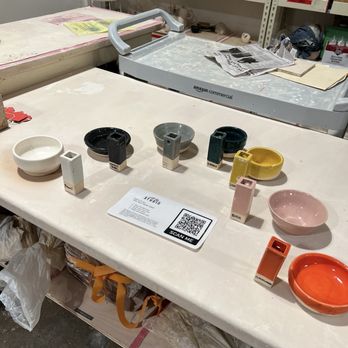 Still Life Studios - Different glazes to choose from - Art Classes Near Me - Santa Monica, California
