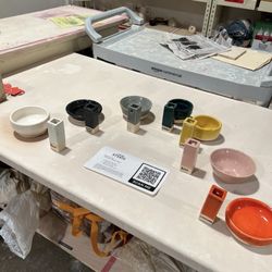 Still Life Studios - Different glazes to choose from