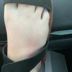 Material Girl Quilt Shop - itch foot