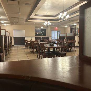 FARM - seating - Cafes Near Me - North Las Vegas, Nevada