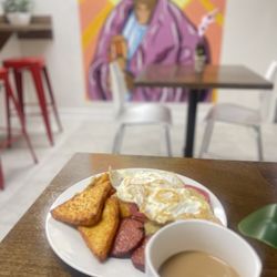 Mangu Express Latin Cafe N Bakery - Mangu tres golpes and cafe con leche