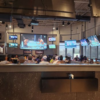 Buffalo Wild Wings - Restaurant - Chicken Wings Near Me - Westminster, Colorado