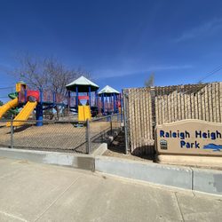 Raleigh Heights Park - Entrance of the park.