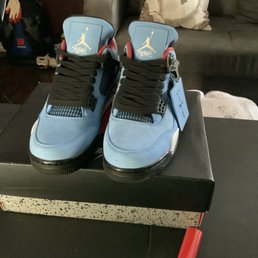 Sneaker pawn 14th street Clearance