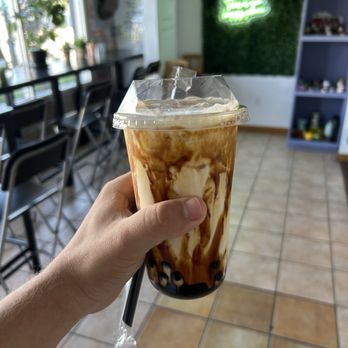 Comeback Cafe - Brown Sugar Boba Latte - Vietnamese Near Me - Emeryville, California