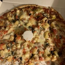 Sicily Pizzeria - Deluxe Combo + Pineapple
