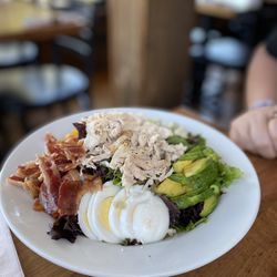 Copperbarn Coffeebar & Eatery - Chicken Cobb salad