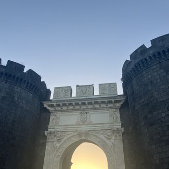 porta capuana - Landmarks & Historical Buildings Near Me - Naples, NA