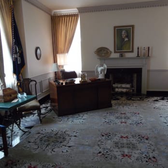 Herbert Hoover Library - Herbert Hoover Presidential Library and Museum - Museums Near Me - West Branch, Iowa