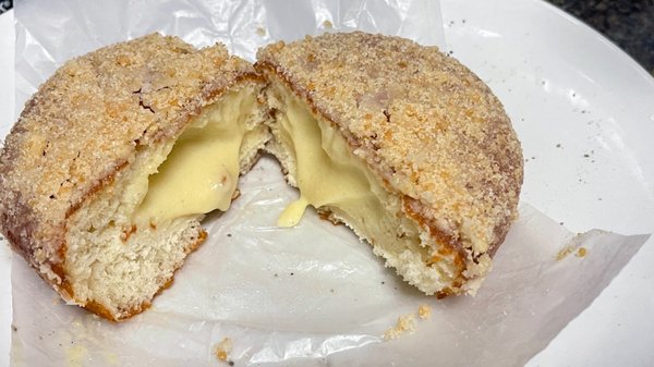 Blackbird Doughnuts Beacon Hill by null