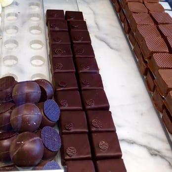 Thomas Haas Chocolate - Amazing chocolates - Chocolatiers & Shops Near Me - Vancouver, British Columbia