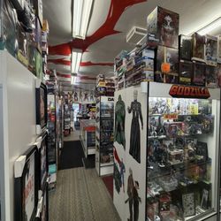 Big Lou's Toys & Collectibles - The interior