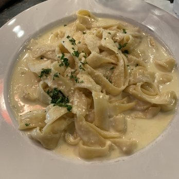 Main St Pizza Company - Alfredo is amazing - Pizza Near Me - Batavia, New York Main St Pizza Company - Alfredo is amazing - Pizza Near Me - Batavia, New York