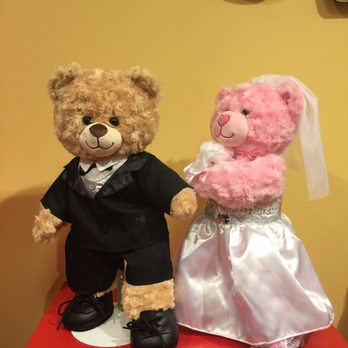 Build-A-Bear Workshop - Bride and groom - Toy Stores Near Me - Altamonte Springs, Florida Build-A-Bear Workshop - Bride and groom - Toy Stores Near Me - Altamonte Springs, Florida