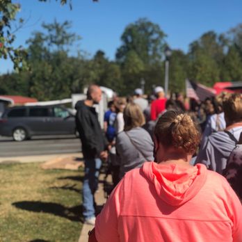 Holy City Waffles - Crazy long line - Food Trucks Near Me Holy City Waffles - Crazy long line - Food Trucks Near Me