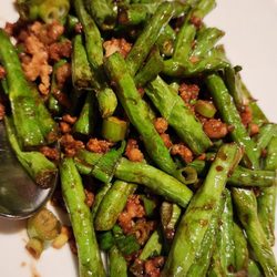 Shangri-La - Green beans with minced meat