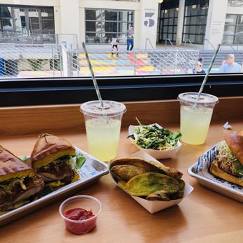 Pikunico - Chicken sandwiches, potatoes, and yuzu lemonade! - Japanese Near Me - Los Angeles, California Pikunico - Chicken sandwiches, potatoes, and yuzu lemonade! - Japanese Near Me - Los Angeles, California