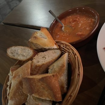 La Casa Iberica - Standard serving of bread and tomato - Spanish Near Me - Milan, Michigan La Casa Iberica - Standard serving of bread and tomato - Spanish Near Me - Milan, Michigan