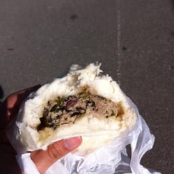 Mey Xin - Bonne brioche ! 2€