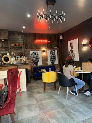 Lips Cafe by null
