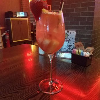 Dinerbar - Rose's Sangria - Diners Near Me - Rego Park, New York Dinerbar - Rose's Sangria - Diners Near Me - Rego Park, New York