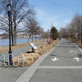 Randall's Island Park - Parks Near Me - New York, New York