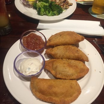 Bahama Breeze - Beef empanadas! & kids grilled chicken breast w/ broccoli - Bars Near Me - Newark, Delaware