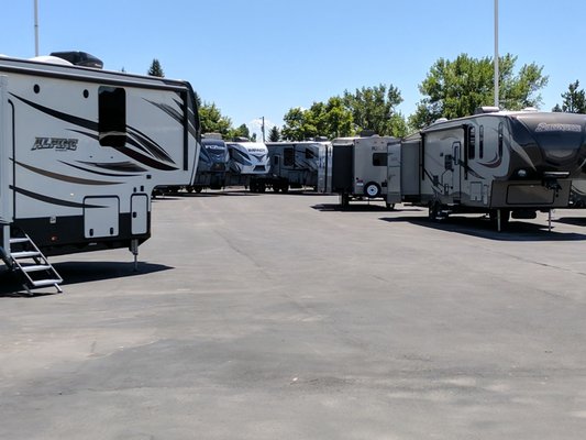 SMITH RV - Updated February 2026 - 16 Photos & 21 Reviews - 1523 N 25th ...