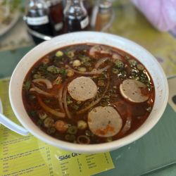 Pho Vietnam 4 - Spicy Vermicelli Noodle Combo Soup