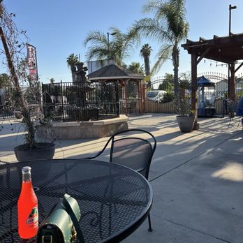 Los Gordos - Outdoor seating - Mexican Near Me - Winton, California Los Gordos - Outdoor seating - Mexican Near Me - Winton, California