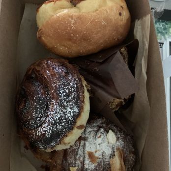 Le Hérisson - Jalapeño cheese bread, espresso muffin, espresso croissant, and chocolate banana croissant - Cafes Near Me - Simi Valley, California Le Hérisson - Jalapeño cheese bread, espresso muffin, espresso croissant, and chocolate banana croissant - Cafes Near Me - Simi Valley, California