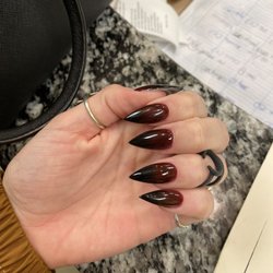 Polished Nails & Spa