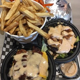 Ottawa burger (bunless), Jump burger (bunless), Montreal burger, large fries and regular sweet potato fries.
