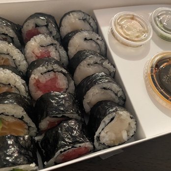 Daigo Sushi Roll Bar - Three Roll Lunch Special With Salmon Avocado, Tuna With Koji, And Hokkaido Scallop - Sushi Bars Near Me - Brooklyn, New York Daigo Sushi Roll Bar - Three Roll Lunch Special With Salmon Avocado, Tuna With Koji, And Hokkaido Scallop - Sushi Bars Near Me - Brooklyn, New York