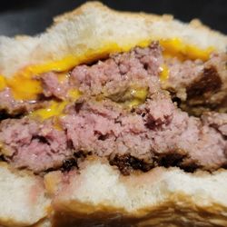 Friar Tuck's - Perfect medium cook on the burger
