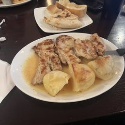 Grilled chicken and potatoes Grilled chicken and potatoes