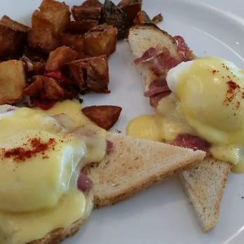 Mandolin - eggs benedict - Southern Near Me - Raleigh, North Carolina Mandolin - eggs benedict - Southern Near Me - Raleigh, North Carolina