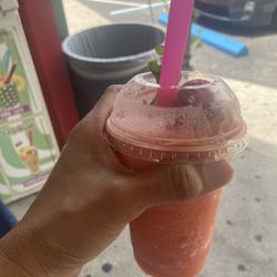 Tropifruits - Frozen Strawberry Lemonade